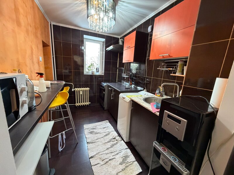 Dristor, 3 minute metrou