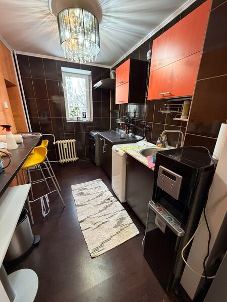 Dristor, 3 minute metrou